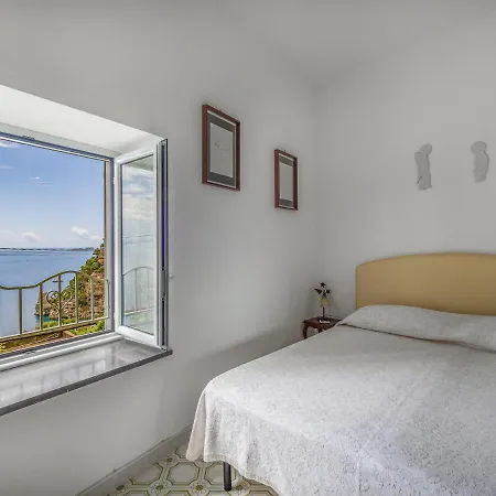 בית נופש De Vivo Realty - Casa Lauro Positano *