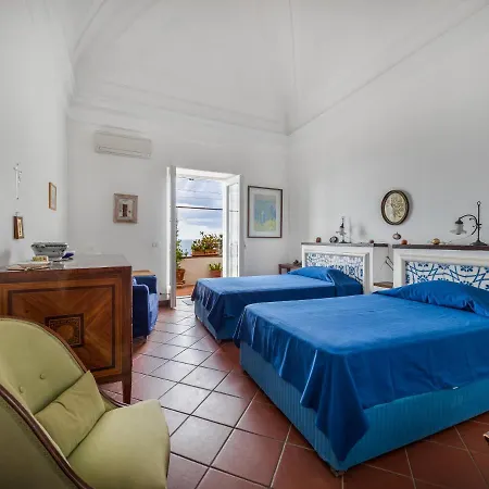 בית נופש De Vivo Realty - Casa Lauro Positano *