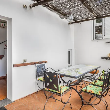 בית נופש De Vivo Realty - Casa Lauro
